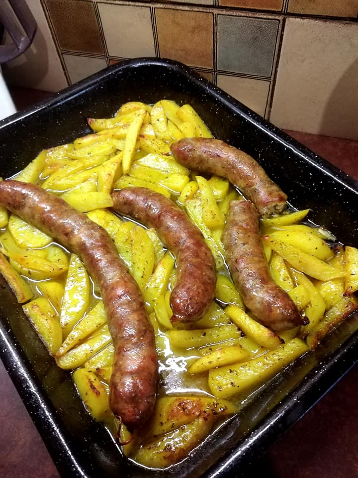 Σπιτικά-λουκάνικα-με-πορτοκάλι-