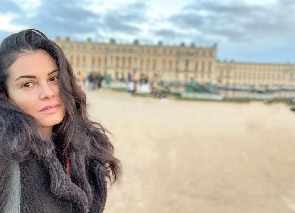 Κορινθίου – Αϊβάζης: Η οικογενειακή φωτογραφία πριν την αναχώρηση τους για το Παρίσι