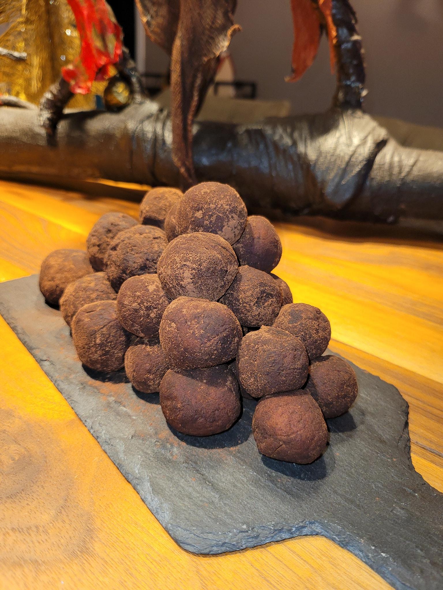 τρουφάκια-με-την-βασιλόπιτα-που-περίσσεψε- τρουφάκια-με-την-βασιλόπιτα-που-περίσσεψε-