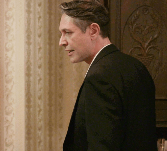 Άγριες Μέλισσες: Ο Δούκας ανακαλύπτει τα σκοτεινά σχέδια της Αντιγόνης