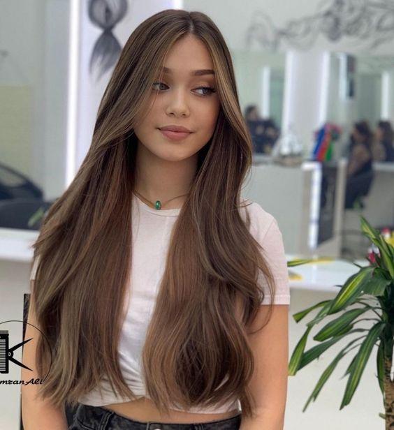 ανοιχτά-καστανά-μαλλιά-που-σε-κάνουν-να-δείχνεις-10 χρόνια-μικρότερη-