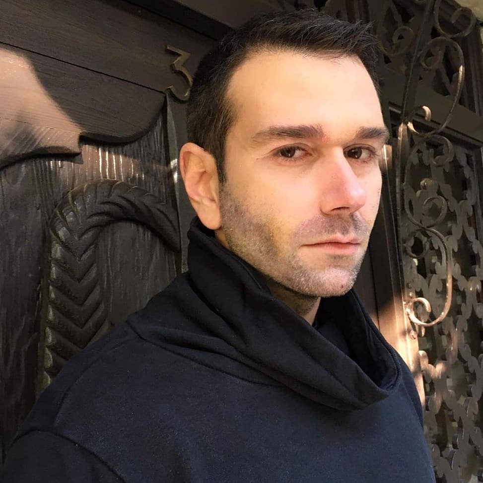 Η Γη της Ελιάς: Δύσκολες στιγμές για τον Μάνο – Θα βρεθεί σε αδιέξοδο