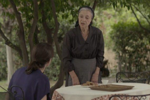 Σασμός : Η Ανθούλα στοιχειώνει την γιαγιά Ειρήνη