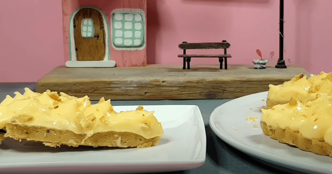 τάρτα-με-κουραμπιέδες-που-περίσσεψαν-συνταγή- τάρτα-με-κουραμπιέδες-που-περίσσεψαν-συνταγή-