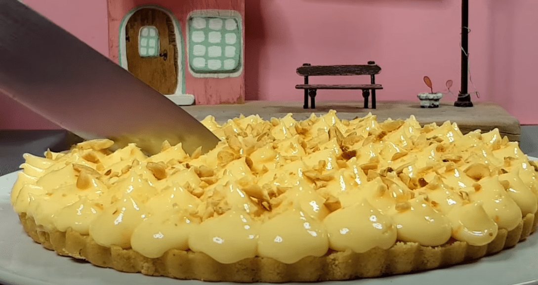 Τάρτα -χωρίς- ψήσιμο- από- κουραμπιέδες- Τάρτα -χωρίς- ψήσιμο- από- κουραμπιέδες-