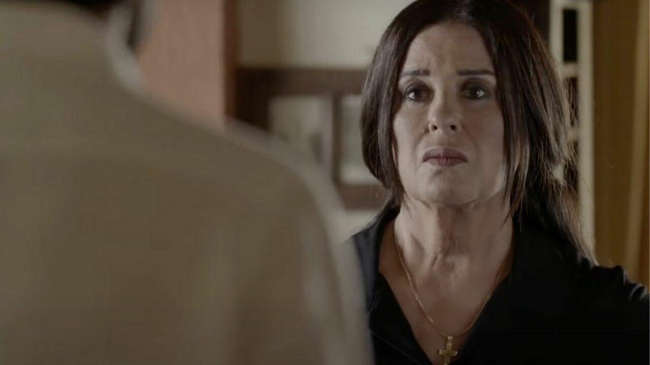 Σασμός: O Αστέρης ξεσκεπάζει την Καλλιόπη