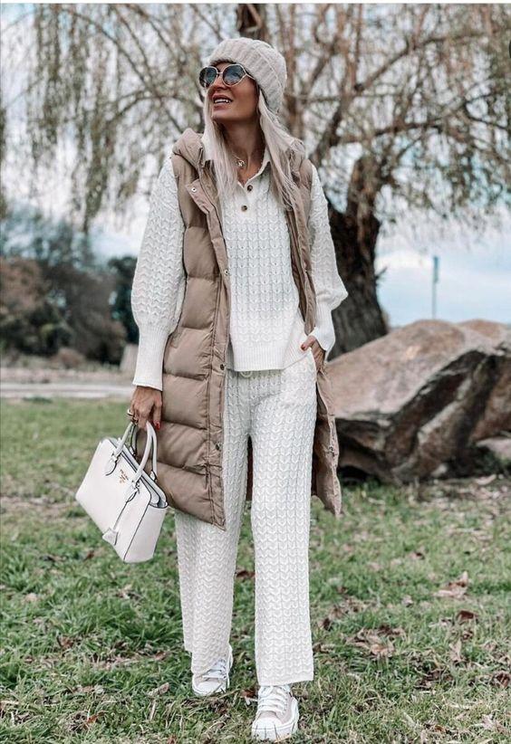 μπεζ-καπιτονέ κάπα-για-τον-Χειμώνα 2022-τάσεις- μπεζ-καπιτονέ κάπα-για-τον-Χειμώνα 2022-τάσεις-