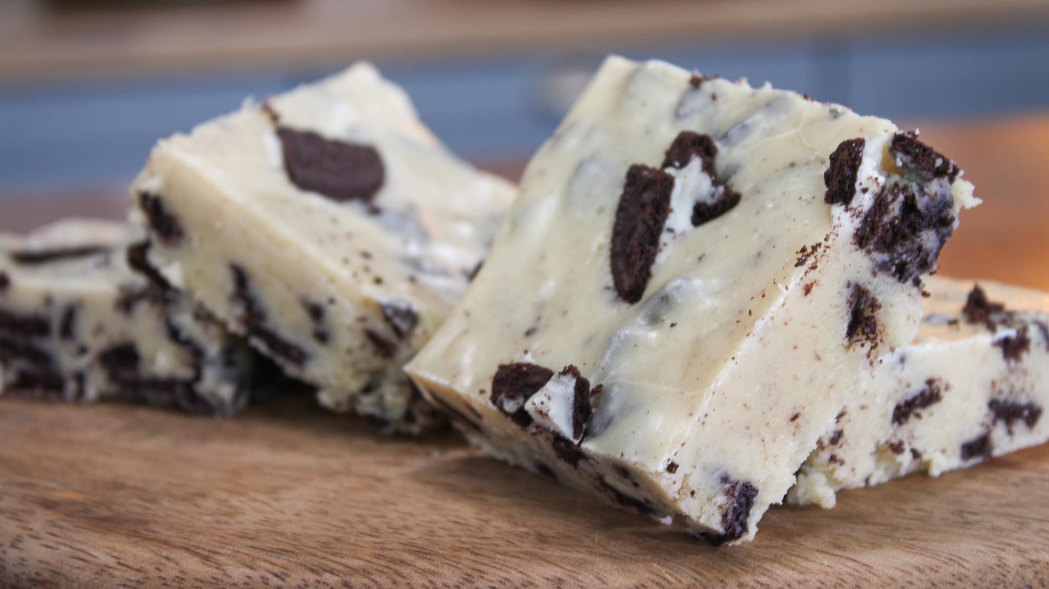 Οικονομικό- γλυκό- με- μπισκότα- OREO- Οικονομικό- γλυκό- με- μπισκότα- OREO-