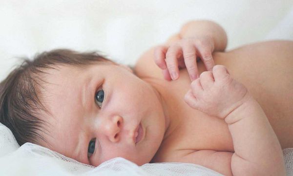 Κάταγμα κλείδας στο νεογέννητο: Συμπτώματα