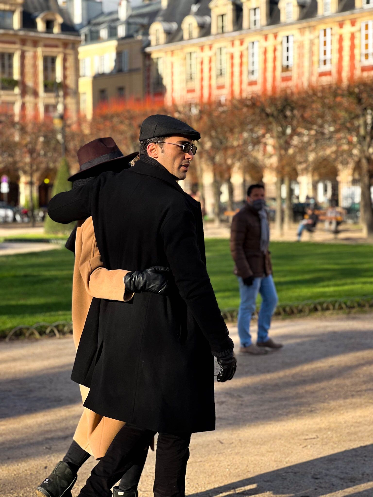 Η Γη της Ελιάς: Το Ταξίδι του μέλιτος στο Παρίσι του Γιώργη και της Ιουλία – Φωτογραφίες