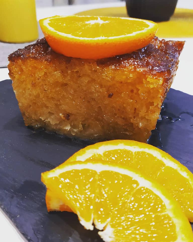 Κλασική πορτοκαλόπιτα με φύλλο κρούστας