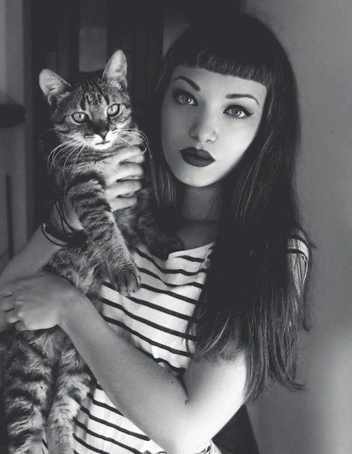 κοντές αφέλειες-στις-τάσεις 2022-για-τα-γυναικεία κουρέματα-ιδέες- κοντές αφέλειες-στις-τάσεις 2022-για-τα-γυναικεία κουρέματα-ιδέες-