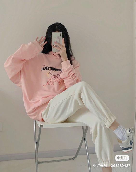 soft girl-style-τάσεις-στο-γυναικείο-ντύσιμο-Χειμώνας 2022-