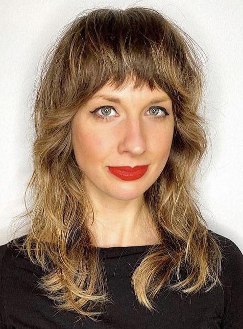 Mullet γυναικείο κούρεμα-σε-ξανθά μαλλιά-ιδέες-