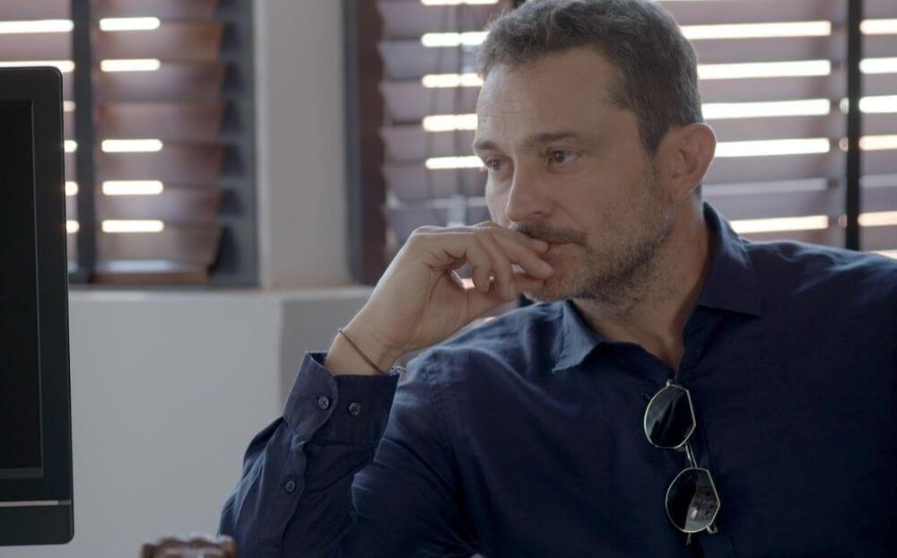 Ήλιος- Δημήτρης- Λαΐνας- Ήλιος- Δημήτρης- Λαΐνας-