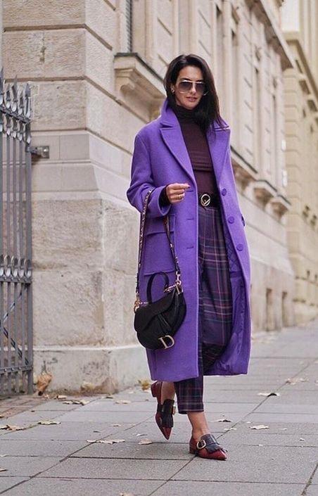 μοβ-καπαρντίνα-με-καρό μοβ-παντελόνι-ιδέες- μοβ-καπαρντίνα-με-καρό μοβ-παντελόνι-ιδέες-