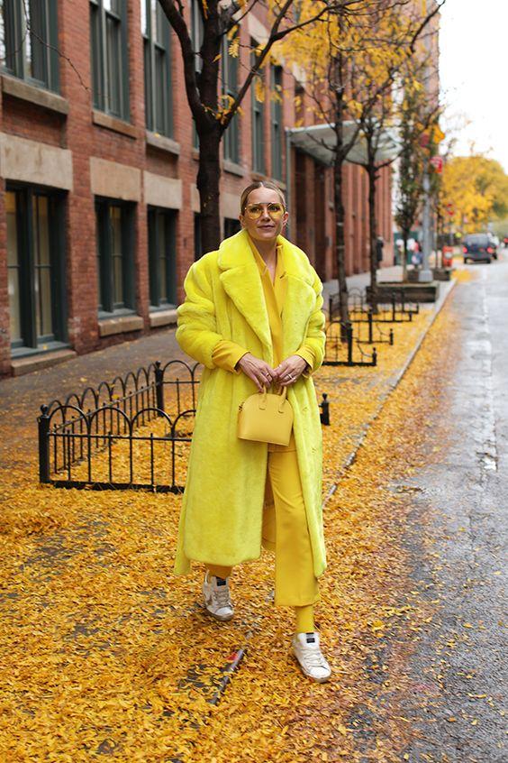 ιδέες-για-πανωφόρια-σε-έντονα-χρώματα-για-τον-Χειμώνα 2022-