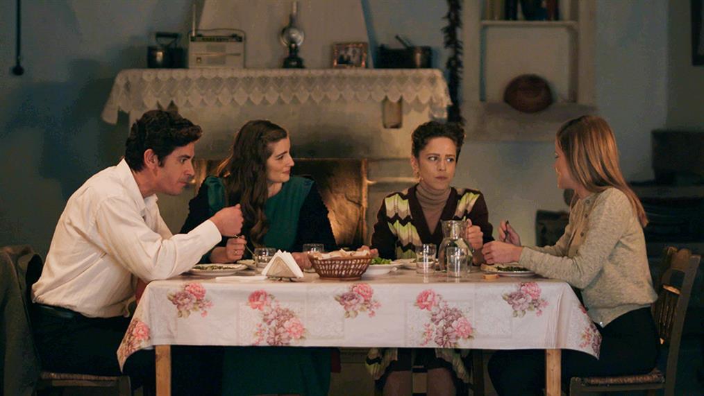 Άγριες Μέλισσες: Έρχεται η αρχή του τέλους για την Ρένα