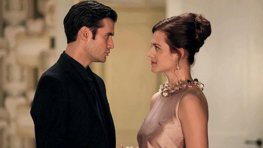 Άγριες Μέλισσες: Έρχεται η αρχή του τέλους για την Ρένα