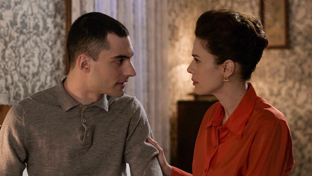 Άγριες Μέλισσες: Έρχεται η αρχή του τέλους για την Ρένα