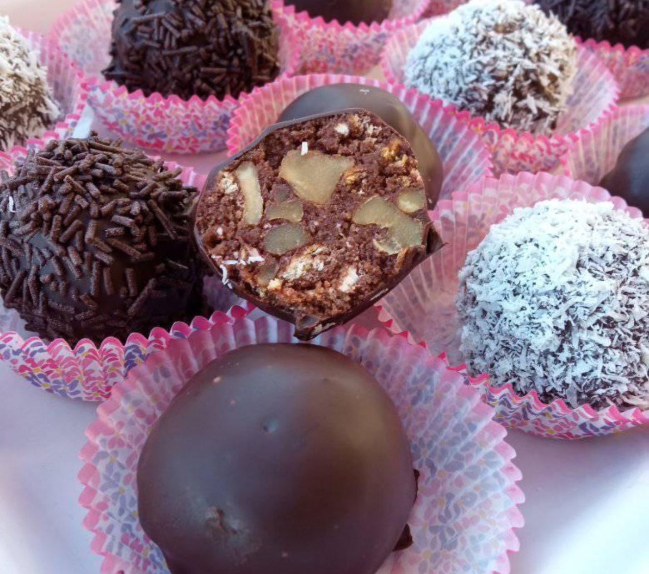 Σοκολατένια τρουφάκια κόλαση