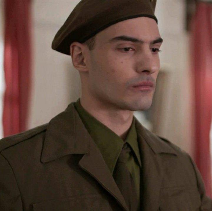 Άγριες Μέλισσες: O Λευτέρης γίνεται ο καλός γιος του Ακύλα