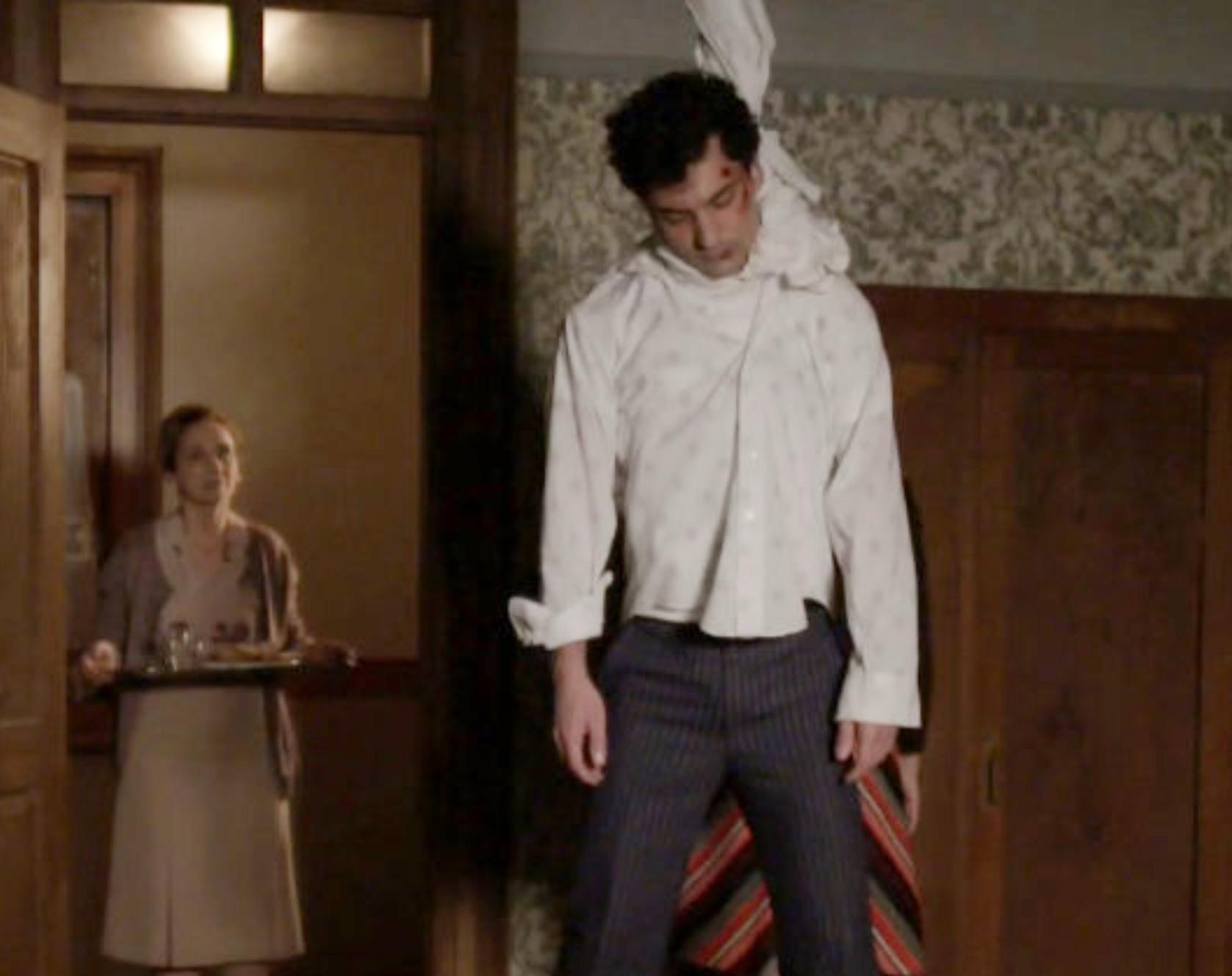 Άγριες Μέλισσες: O Λευτέρης γίνεται ο καλός γιος του Ακύλα