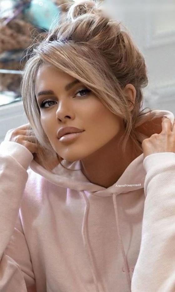 κότσος-στα-μαλλιά-ιδέες-για-τα-χτενίσματα-και-τα-κουρέματα-του-Φεβρουαρίου 2022-