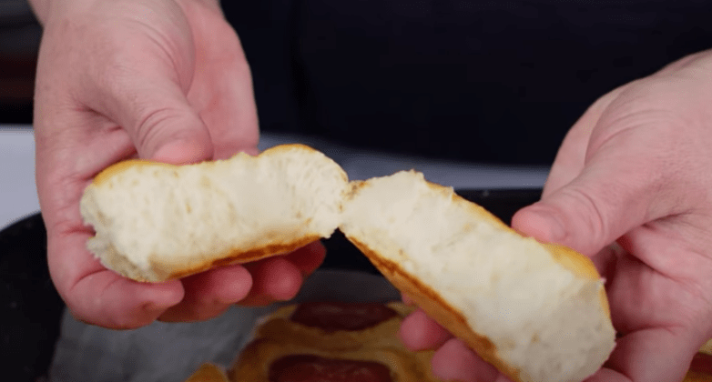 Ψωμένια - Λουκανοπιτάκια -