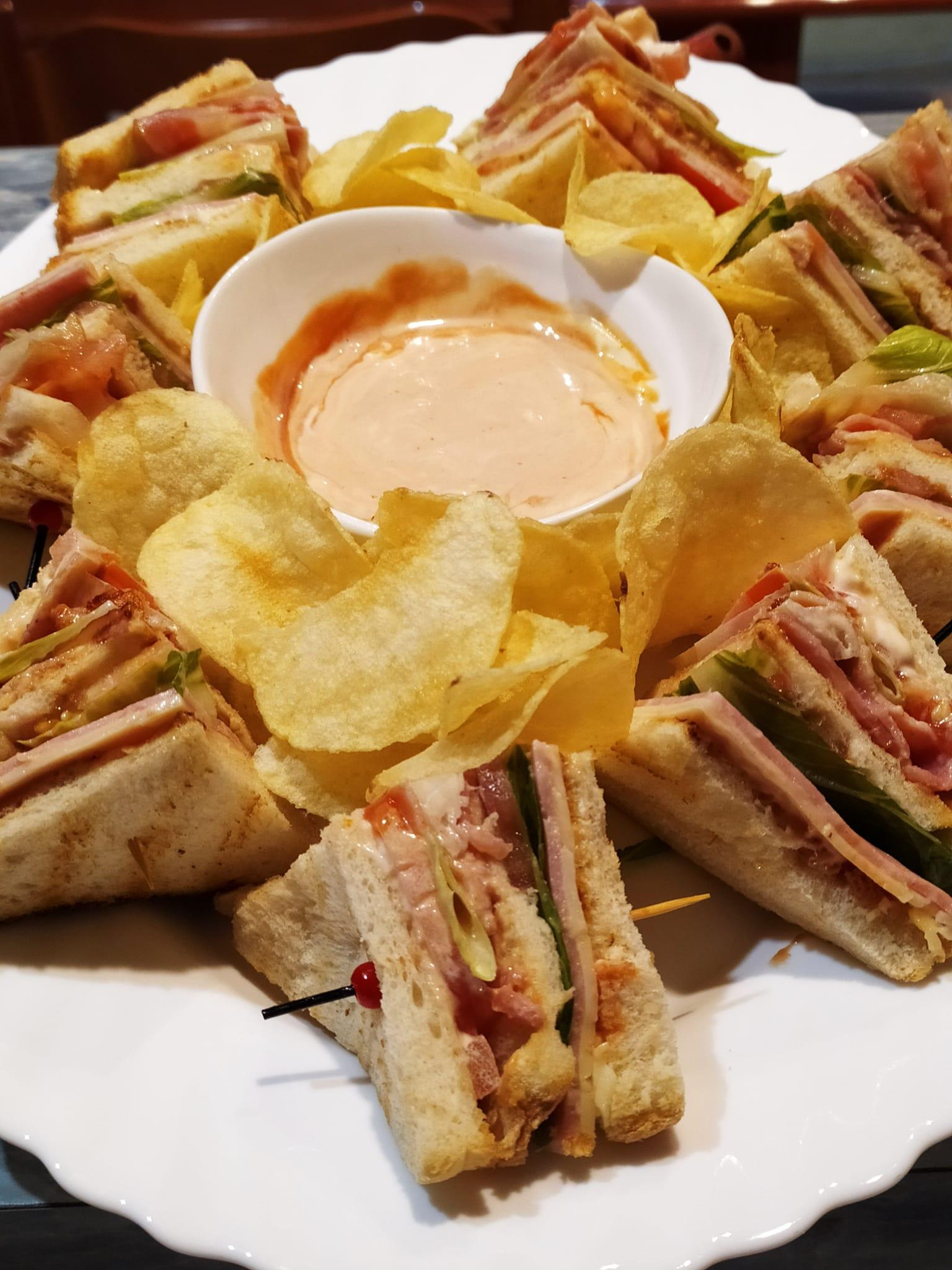 Club sandwich-με-κοτόπουλο-συνταγή-