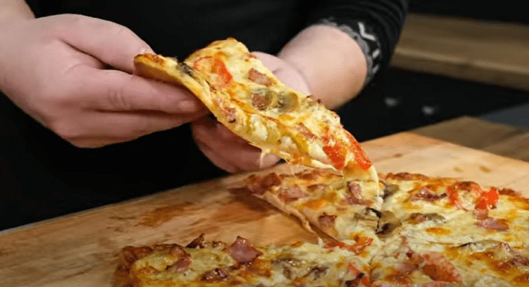 πίτσα -χωρίς- μαγιά- στο- τηγάνι-