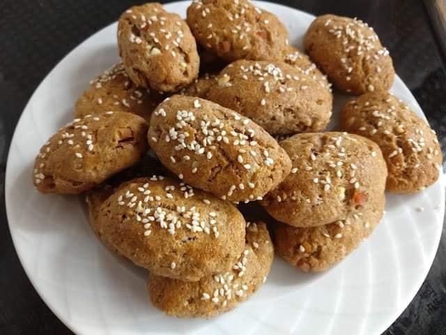 Ζυμωτά- πιτάκια- ολικής- άλεσης- Ζυμωτά- πιτάκια- ολικής- άλεσης-