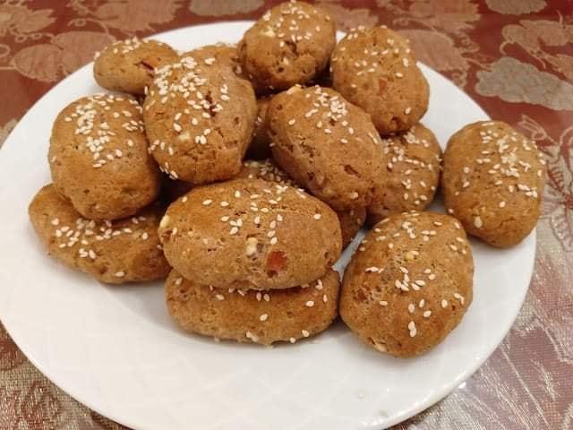 Ζυμωτά- πιτάκια- ολικής- άλεσης- Ζυμωτά- πιτάκια- ολικής- άλεσης-