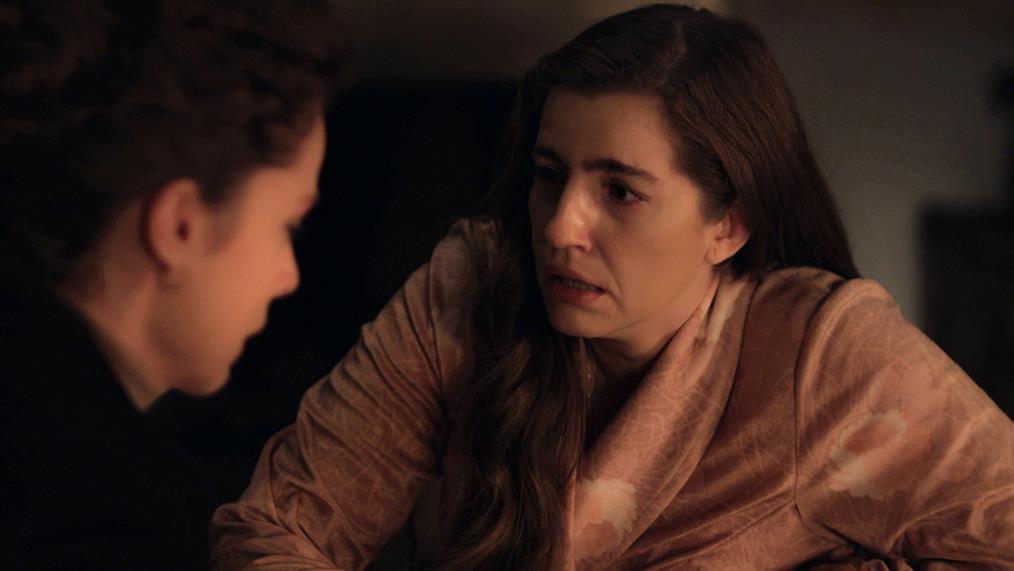 Άγριες Μέλισσες: Ο Λάμπρος δεν αντιδρά καλά με την εγκυμοσύνη της Ελένης