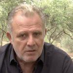 Πασχάλης Τσαρούχας: Ο πανύψηλος γιος του και η κατάξανθη κόρη του! (εικόνες)
