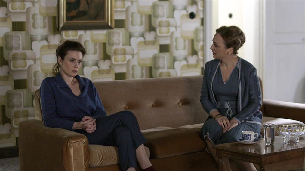 Άγριες Μέλισσες : Ποιον έχει μπαμπά η Κορίνα