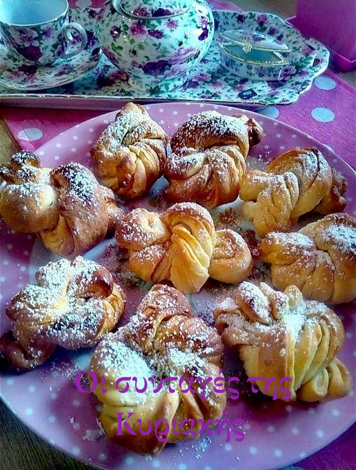 Παραδοσιακά- Κομποκούλουρα-