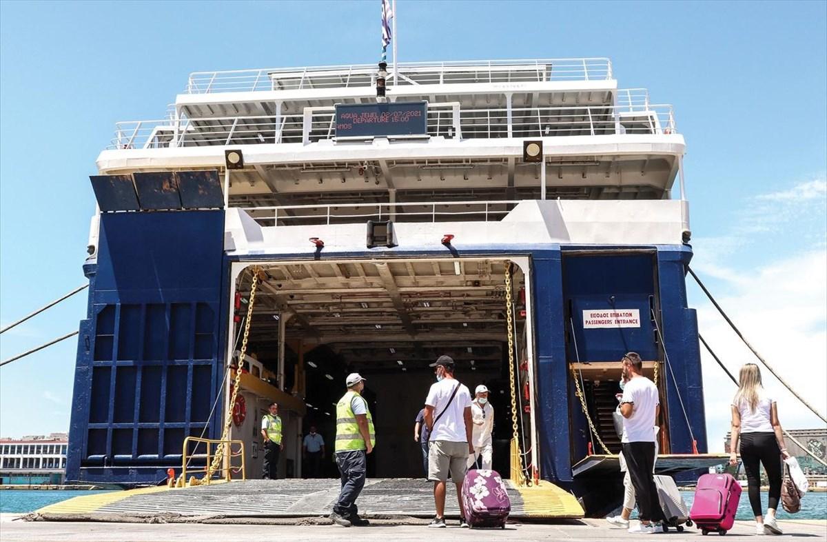 Βόλος: Ταξίδι κόλαση για 5 ώρες σε τουαλέτα πλοίου για το σκύλο