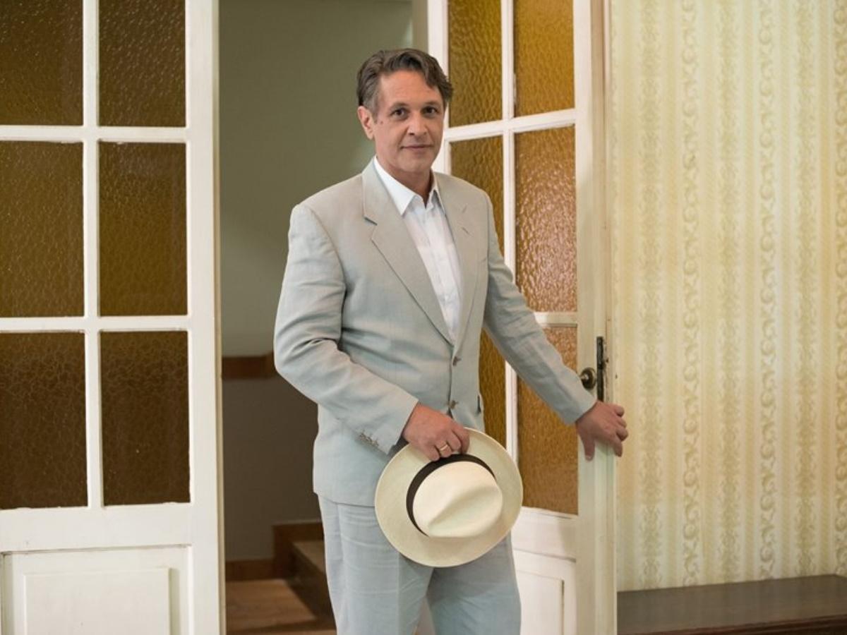 Άγρίες -Μέλισσες - Ακυλας- 