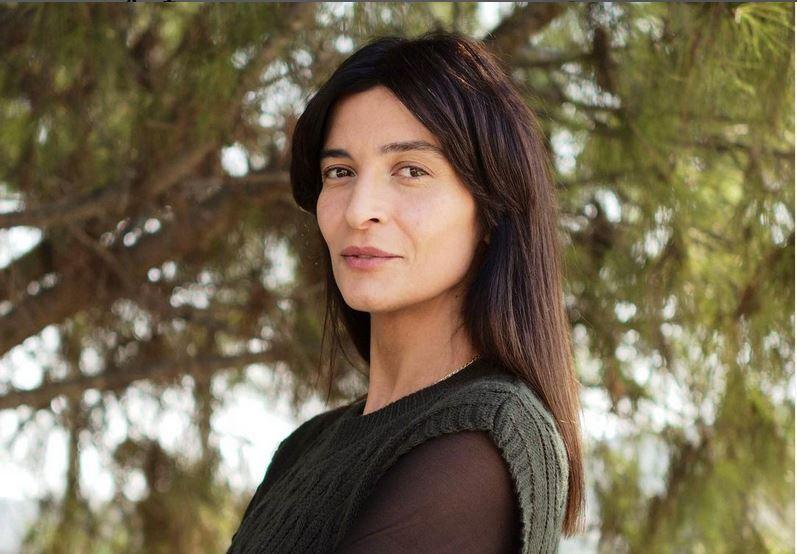 Η Γη της Ελιάς: H Ιουλία περιμένει παιδί