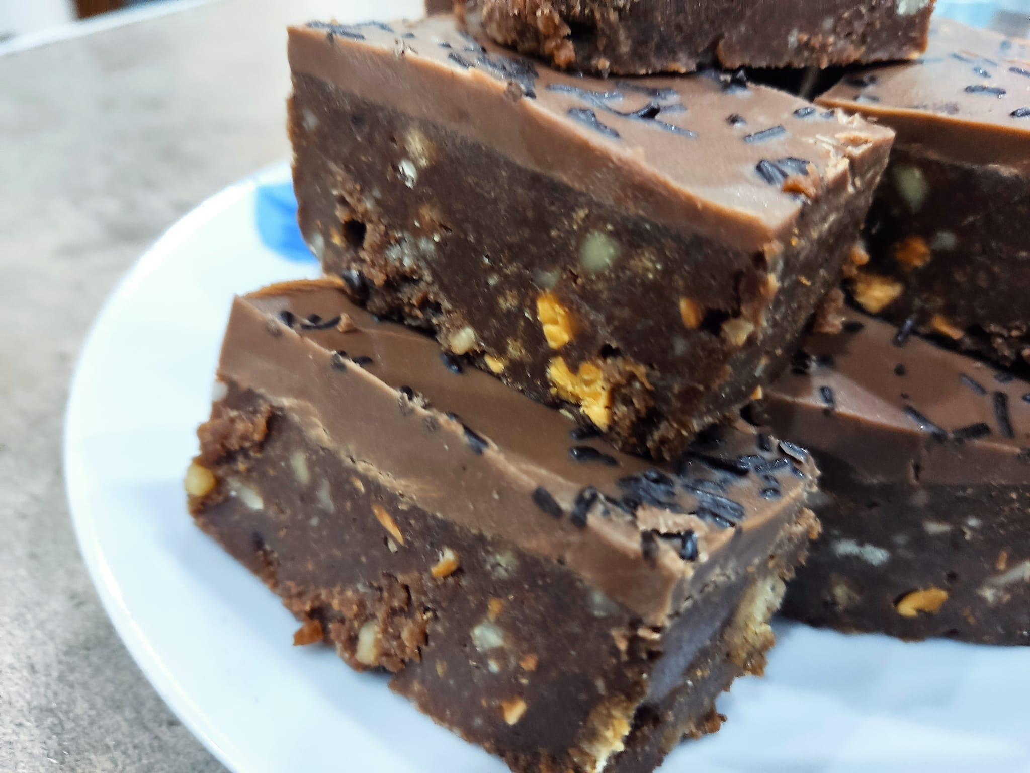 παστάκια-με-κέικ-που περίσσεψε-συνταγή-