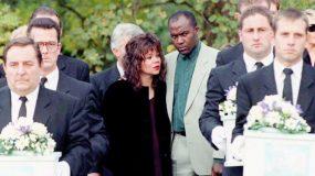 Η τραγική ιστορία της γυναίκας που γέννησε οκτάδυμα το 1996 – Πέθανε στα 56 της ολομόναχη