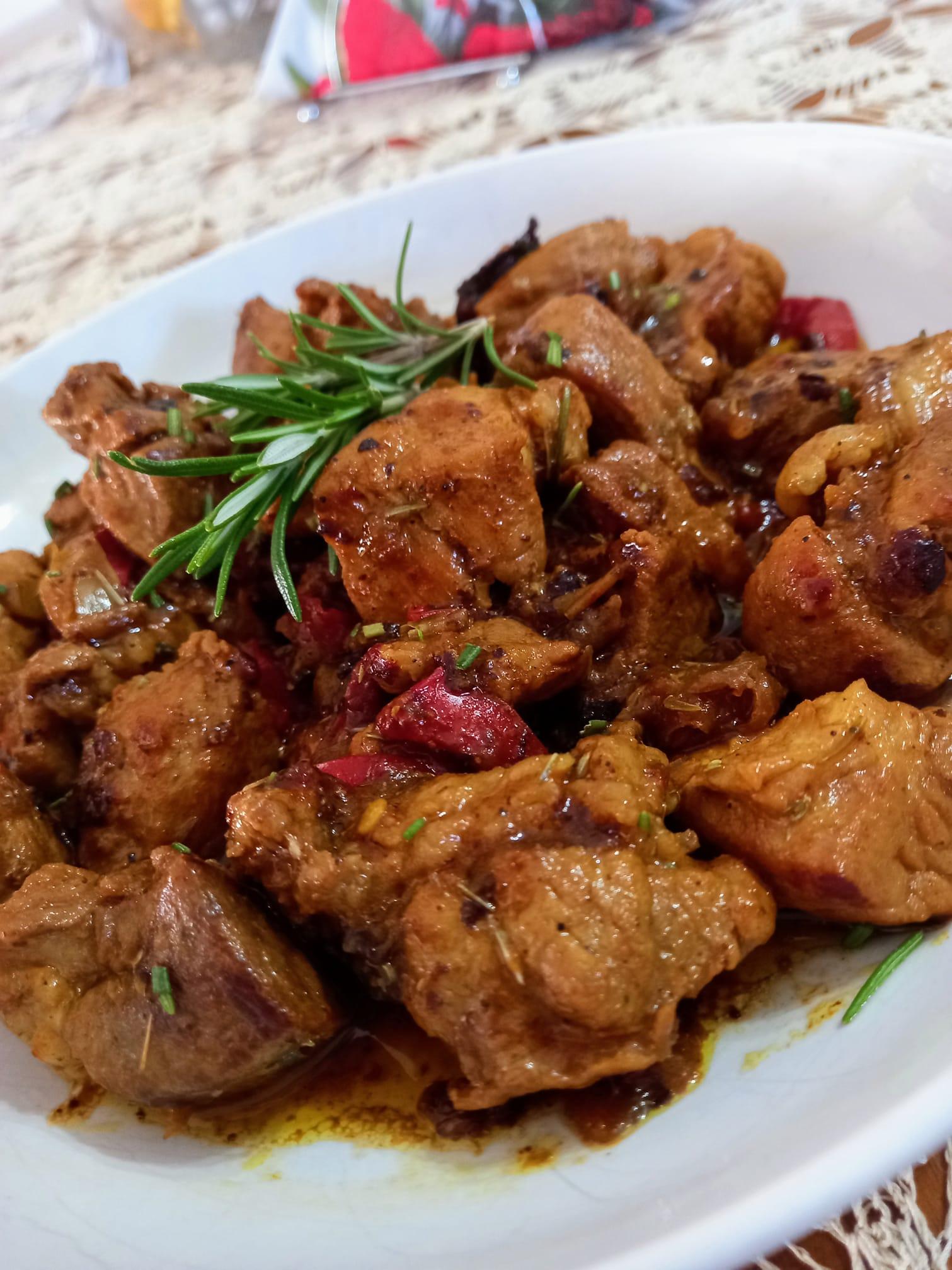 Τηγανιά -χοιρινή -με- δεντρολίβανο-