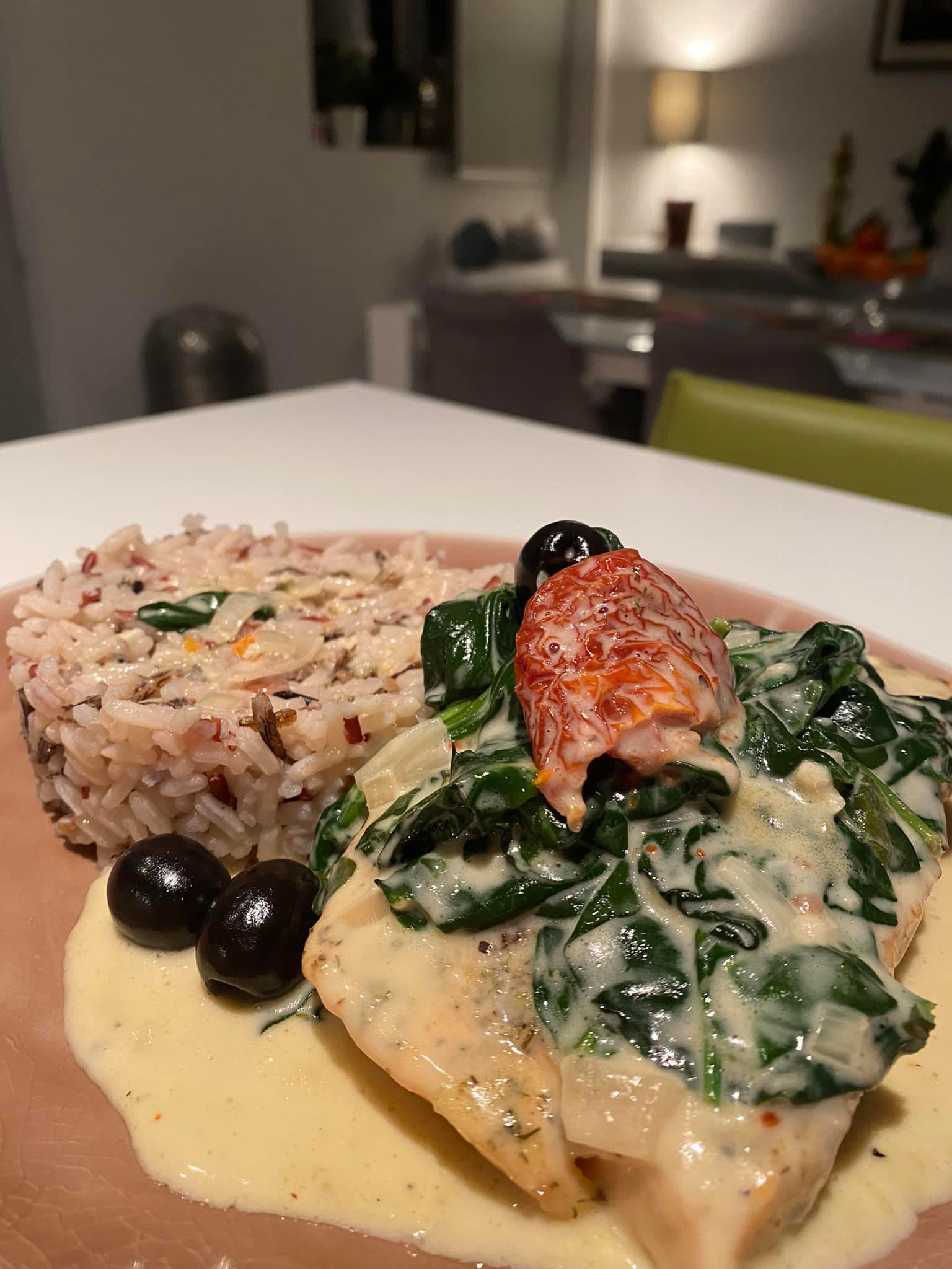 Φιλέτο- σολομού- με -σπανάκι-