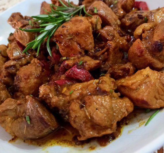 Τηγανιά χοιρινή με δεντρολίβανο