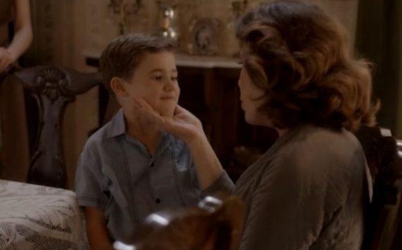 Άγριες μέλισσες: Ο Σέργιος δεν θέλει τη Ρένα και πάει στη Μυρσίνη