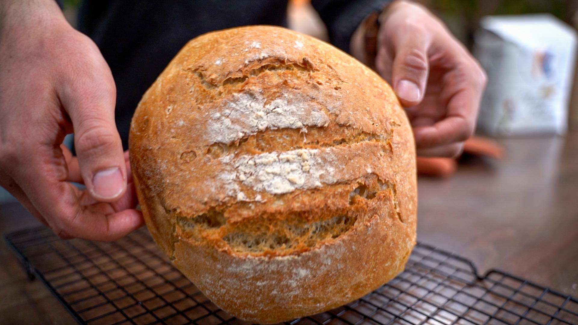 Εύκολη -Συνταγή- για- Ψωμί- χωρίς- ζύμωμα-