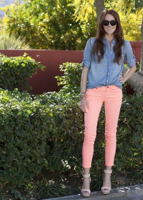 Μόδα 2022: 19 ιδέες μοντέρνες ιδέες με χρωματιστά τζιν