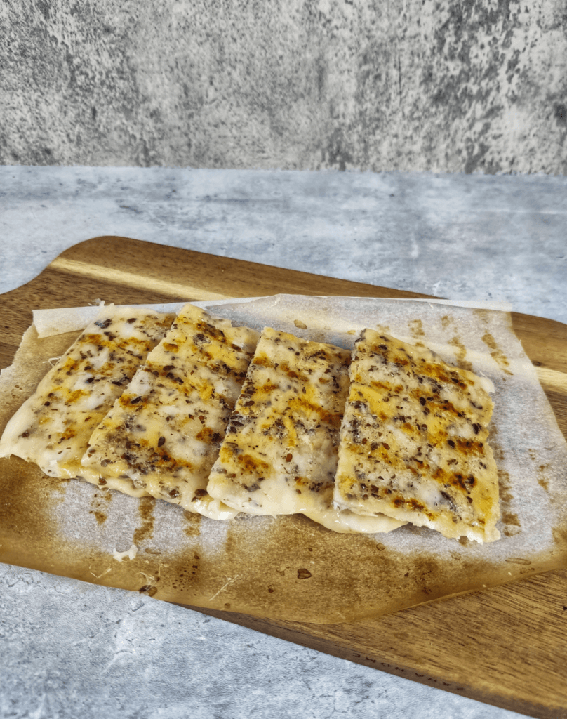 Εύκολη -τυρόπιτα- με- 6- υλικά-