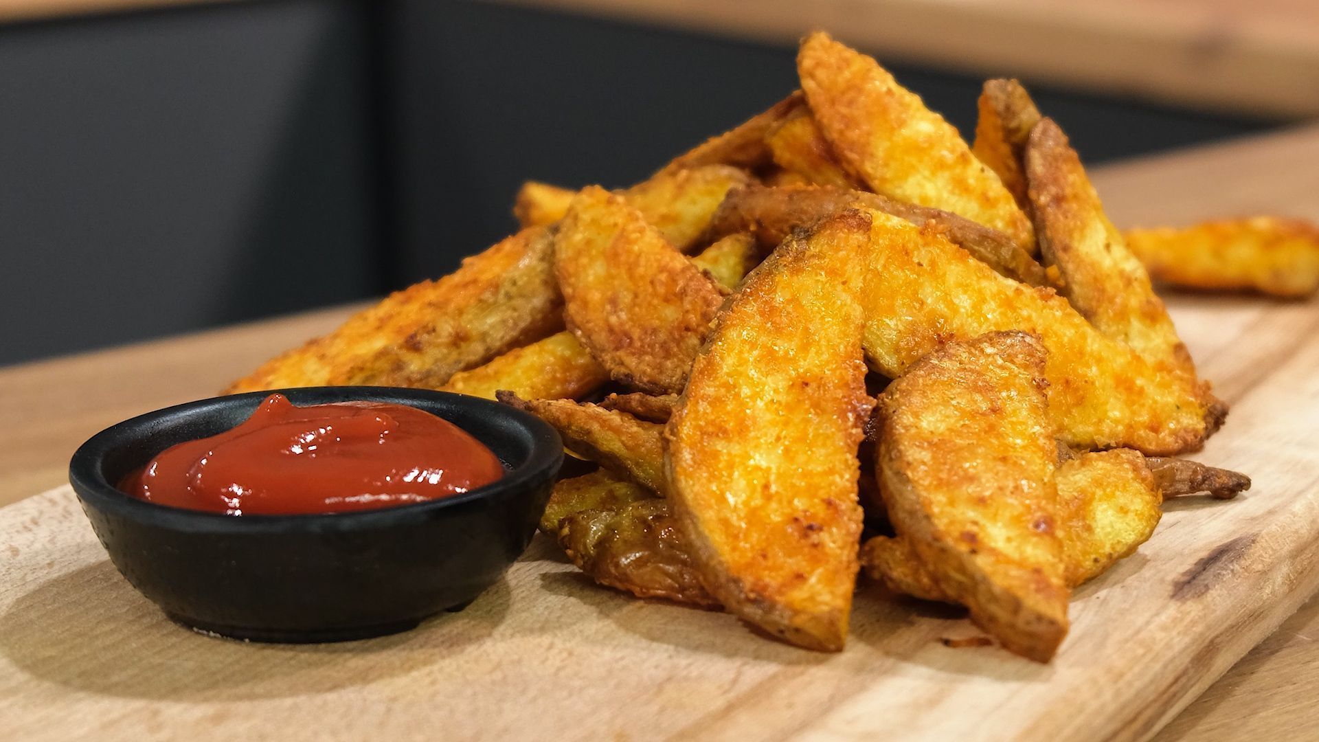 Παναρισμένες πατάτες φούρνου σαν τηγανιτές Παναρισμένες πατάτες φούρνου σαν τηγανιτές